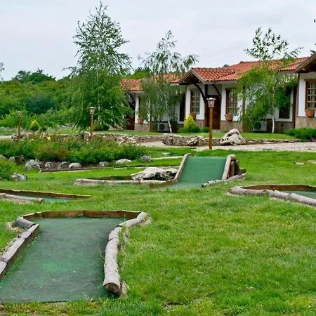 за каравани и кемпери барите - Caravan Pitch Park Barite Campsite Varna