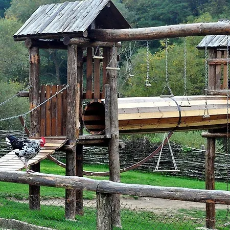 Campsite за каравани и кемпери барите - Caravan Pitch Park Barite *