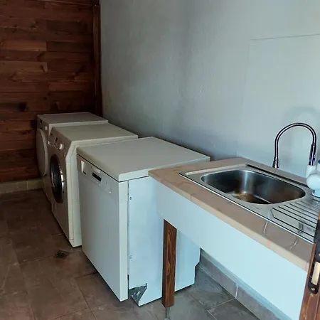 Campsite за каравани и кемпери барите - Caravan Pitch Park Barite