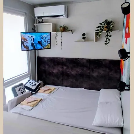 за каравани и кемпери барите - Caravan Pitch Park Barite